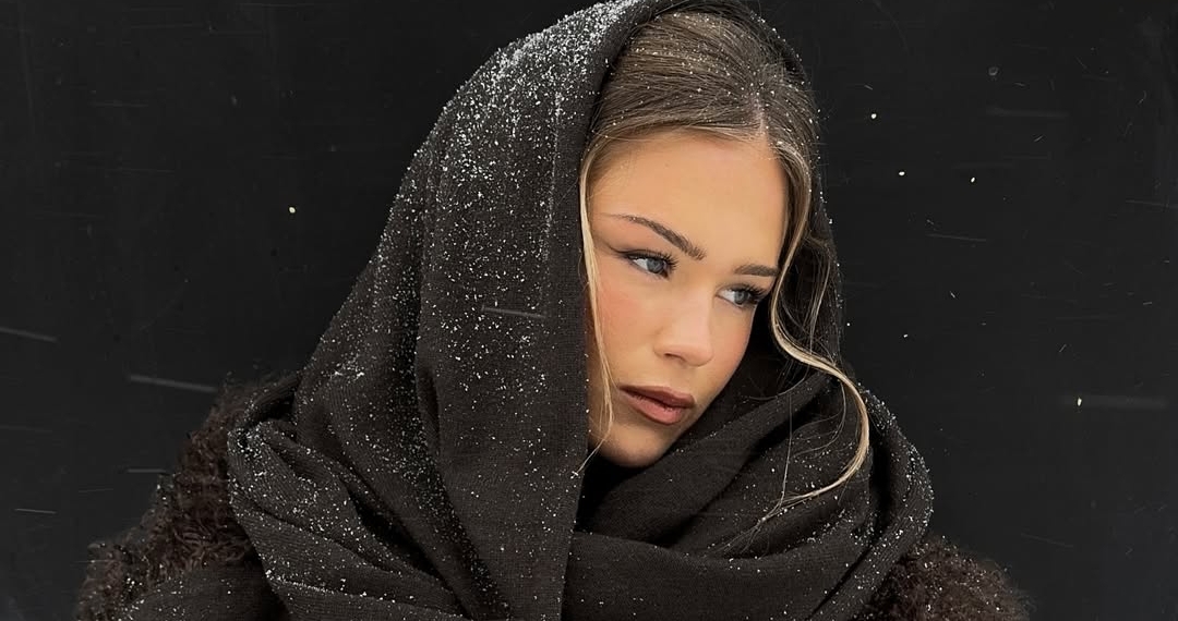 “Mocha Mousse”- წლის მთავარი ფერი და მის გარშემო გაერთიანებული მსოფლიო ვარსკვლავები