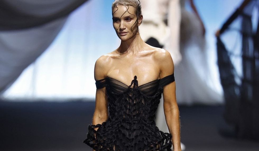 ლუდოვიკ დე სენ სერნენის “ჩაძირული გემი” და Jean Paul Gaultier-ის “ოტ კუტიურ” კოლექცია